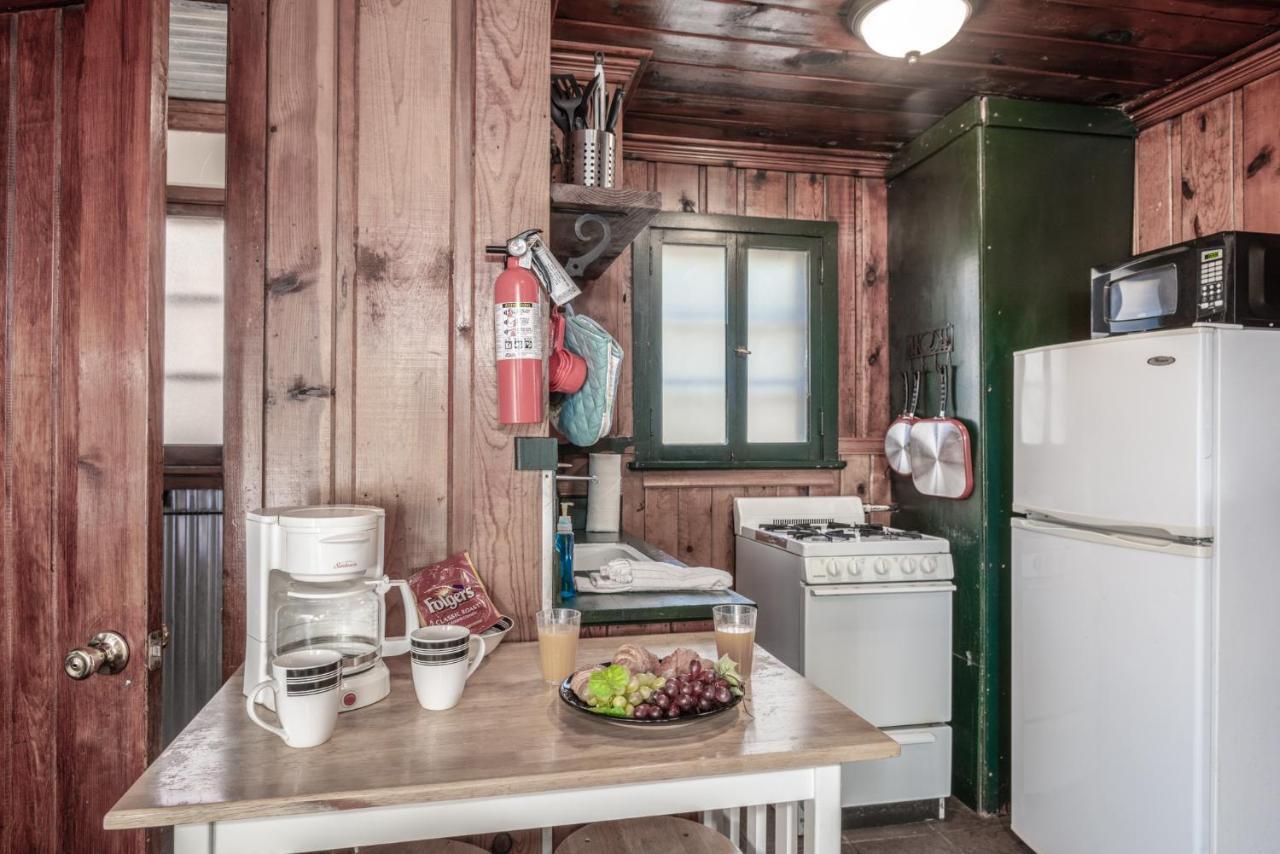 Cozy Cabin, 2 Bedrooms, Fireplace, Midtown, Sleeps 5 Ruidoso Exterior photo