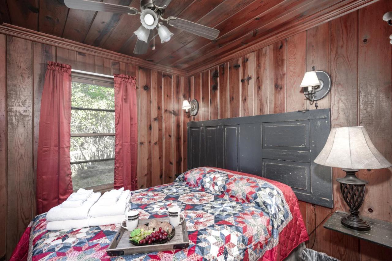 Cozy Cabin, 2 Bedrooms, Fireplace, Midtown, Sleeps 5 Ruidoso Exterior photo
